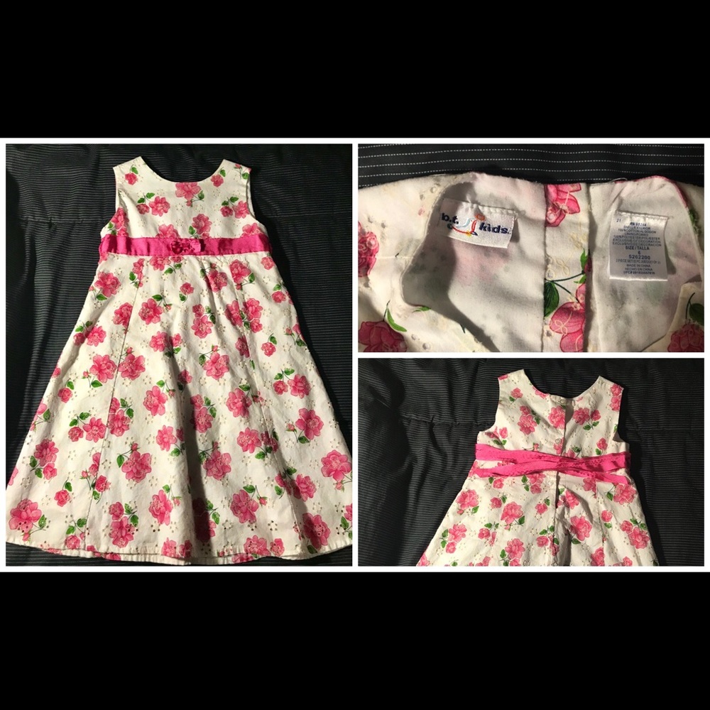Girls Pink and White pretty flower dress